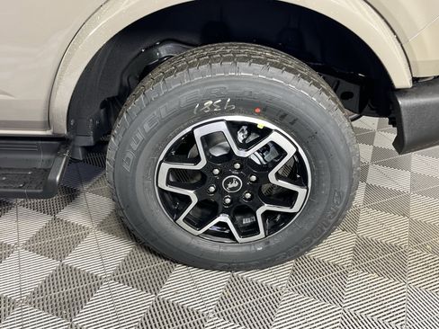 New 2025 Ford Bronco Outer Banks image 20