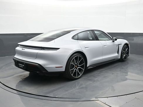 New 2026 Porsche Taycan image 24