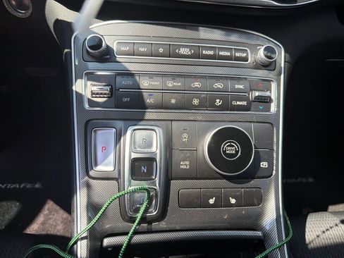 Used 2023 Hyundai Santa Fe SEL FWD image 6