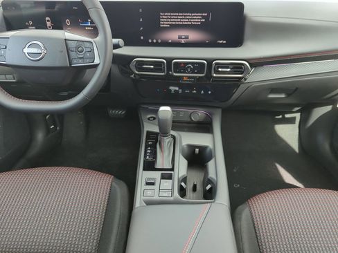 New 2026 Nissan Sentra SR w/ Floor Mat Package FWD image 22