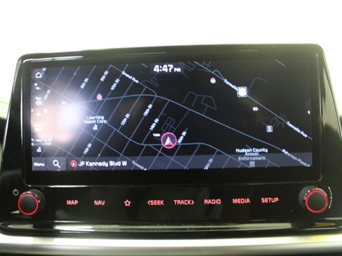 Used 2022 Kia Forte GT-Line w/ GT-Line Technology Package image 15