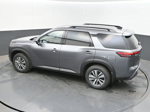 New 2026 Nissan Pathfinder SL FWD image 35