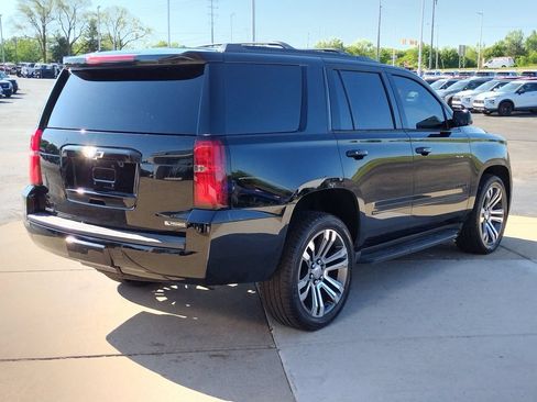 Used 2018 Chevrolet Tahoe Premier AWD/4WD image 17