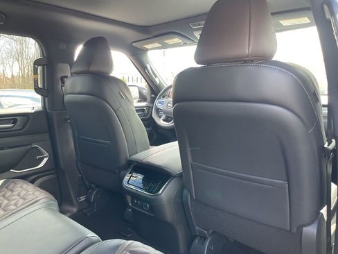 New 2026 Nissan Armada Platinum Reserve AWD/4WD image 19