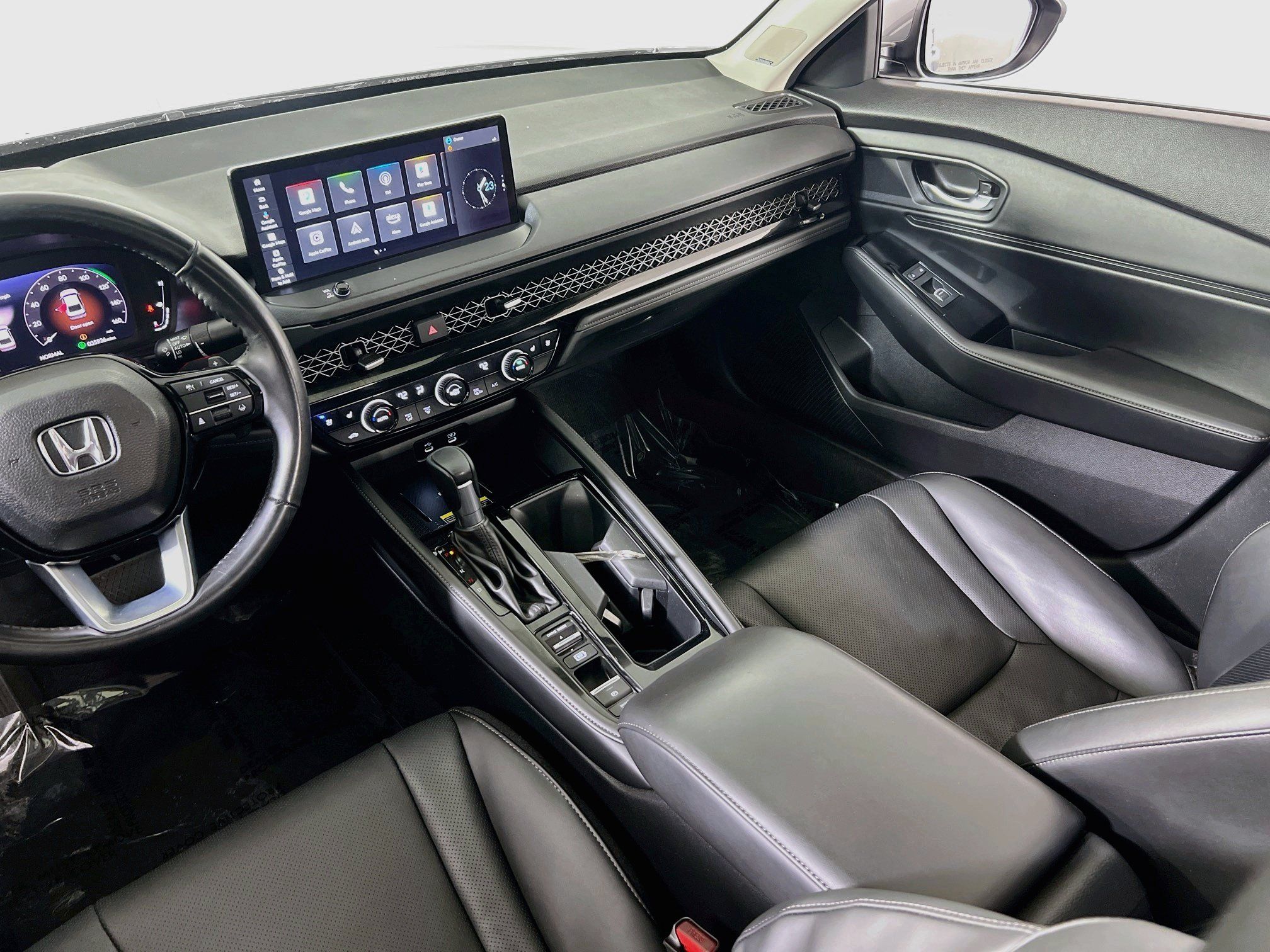 Used 2023 Honda Accord Touring image 23