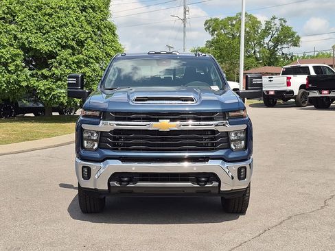 New 2026 Chevrolet Silverado 2500 LT w/ All Star Edition AWD/4WD image 3