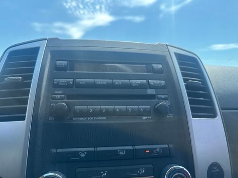 Used 2012 Nissan Frontier SV w/ SV Premium Utility Pkg RWD image 40