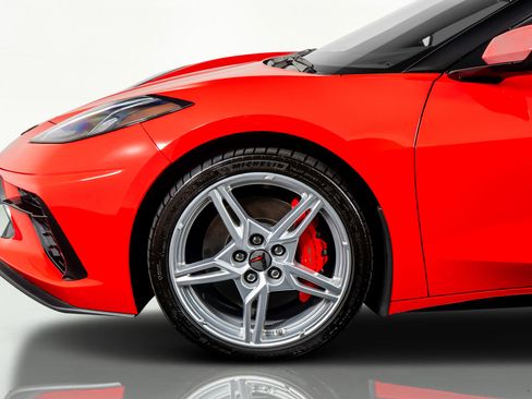 Used 2020 Chevrolet Corvette Stingray Convertible w/ 1LT image 21