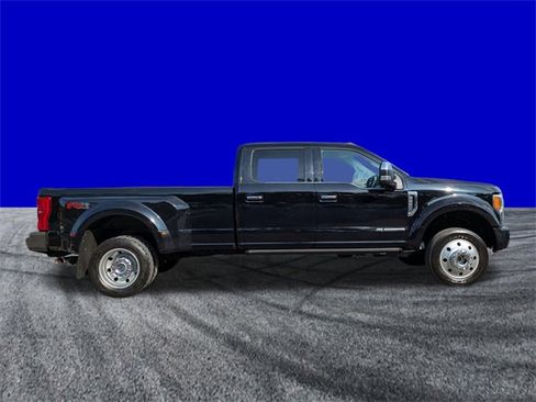 Certified 2018 Ford F450 Platinum w/ Platinum Ultimate Package image 3