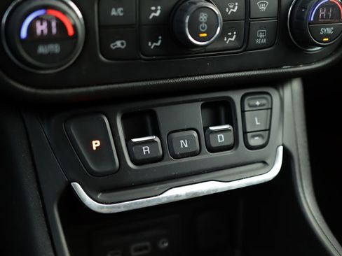 Used 2020 GMC Terrain Denali w/ LPO, Floor Liner Package image 19