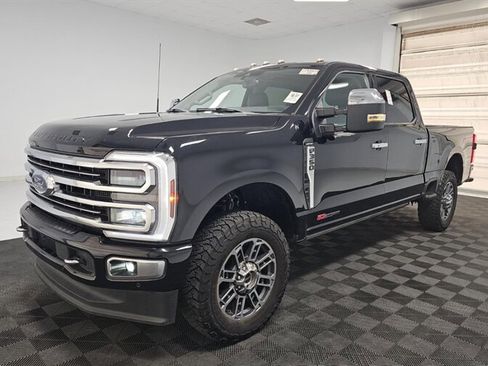 Used 2024 Ford F350 Limited w/ FX4 Off-Road Package image 2