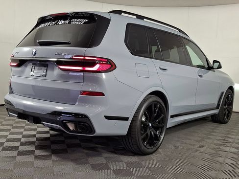 Used 2027 BMW X7 xDrive40i w/ M Sport Package AWD/4WD image 9