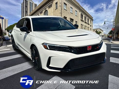 Used 2023 Honda Civic Type R image 9