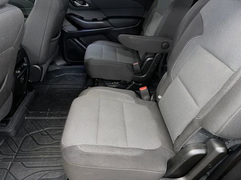 Certified 2023 Chevrolet Traverse LT image 20