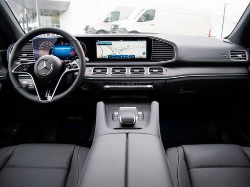 New 2026 Mercedes-Benz GLE 450 4MATIC Coupe image 17