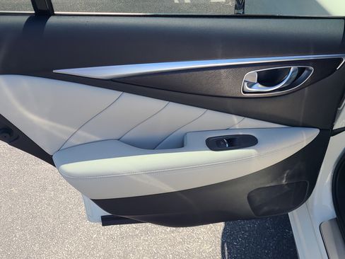 Used 2022 INFINITI Q50 Sensory RWD image 10
