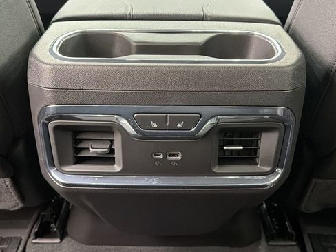 Used 2026 GMC Sierra 1500 SLT AWD/4WD image 38