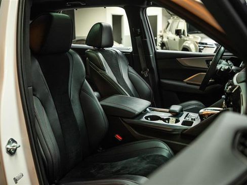 Used 2024 Acura MDX A-Spec image 14