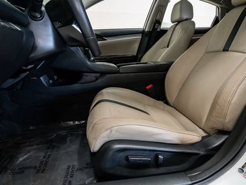 Used 2016 Honda Civic Touring image 13