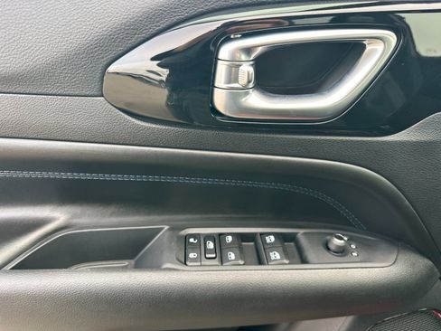 New 2026 Jeep Compass Latitude AWD/4WD image 10
