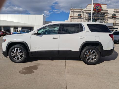 Used 2020 GMC Acadia SLE image 2