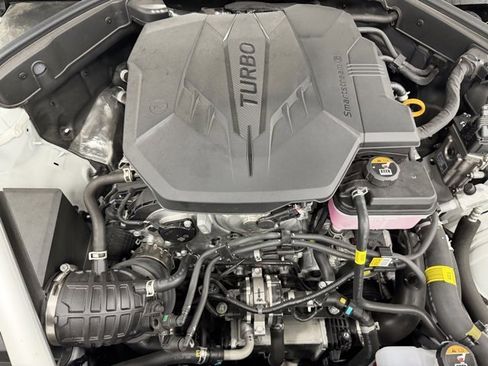 New 2026 Genesis G70 2.5T image 9