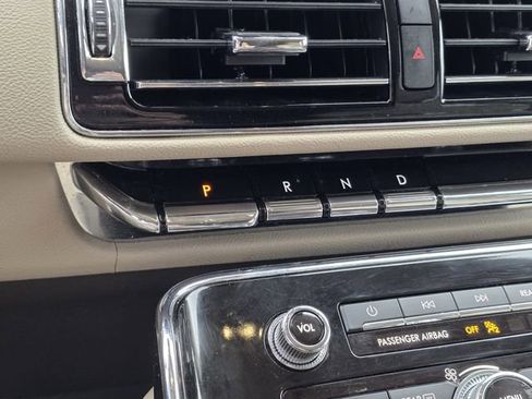 Used 2023 Lincoln Navigator Reserve RWD image 23