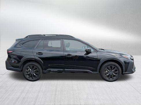 Used 2025 Subaru Outback Onyx Edition AWD/4WD image 8