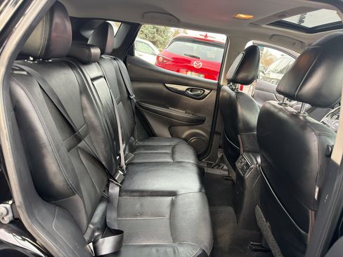 Used 2018 Nissan Rogue Sport SL w/ SL Premium Package image 13