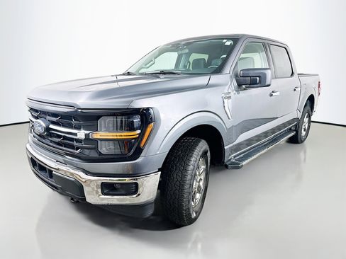 Used 2025 Ford F150 XLT w/ Equipment Group 301A Standard AWD/4WD image 3