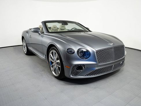 Used 2020 Bentley Continental GT image 10