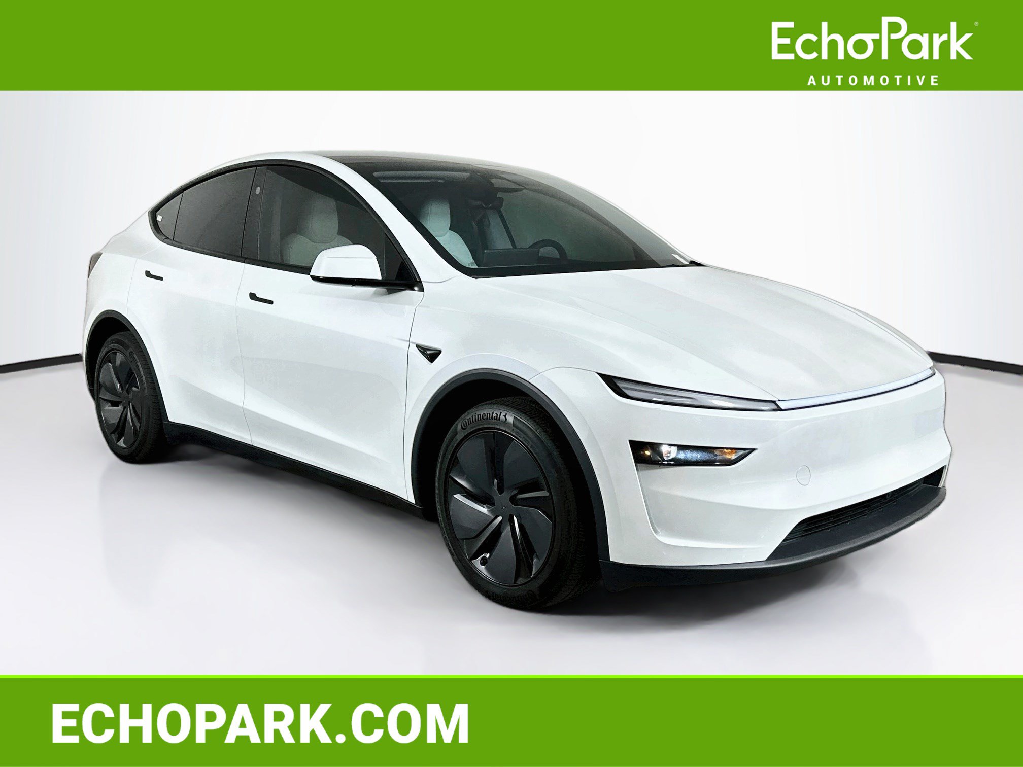 Used 2026 Tesla Model Y Long Range AWD/4WD image 1