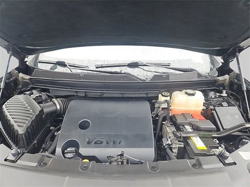 Used 2020 Chevrolet Traverse RS image 37