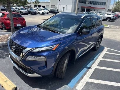 Used 2022 Nissan Rogue Platinum w/ Head-Up Display Package