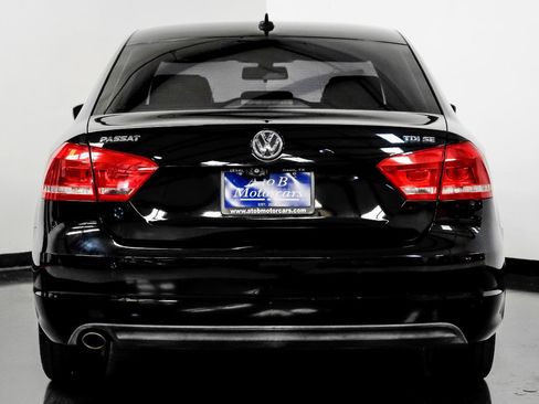 Used 2015 Volkswagen Passat TDI SE FWD image 11