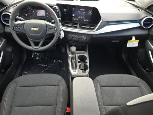 New 2026 Chevrolet Trax LS image 11