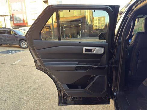 Used 2021 Ford Explorer ST w/ Equipment Group 401A image 15