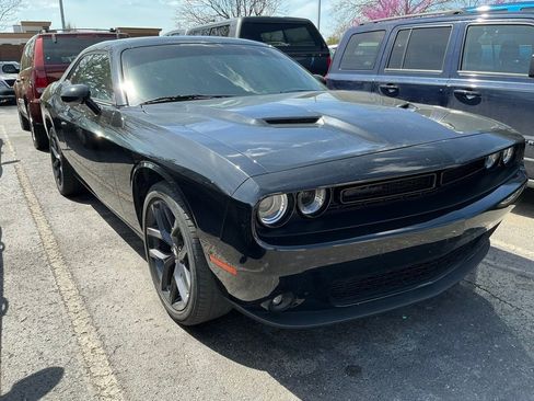 Used 2020 Dodge Challenger SXT w/ Blacktop Package image 1