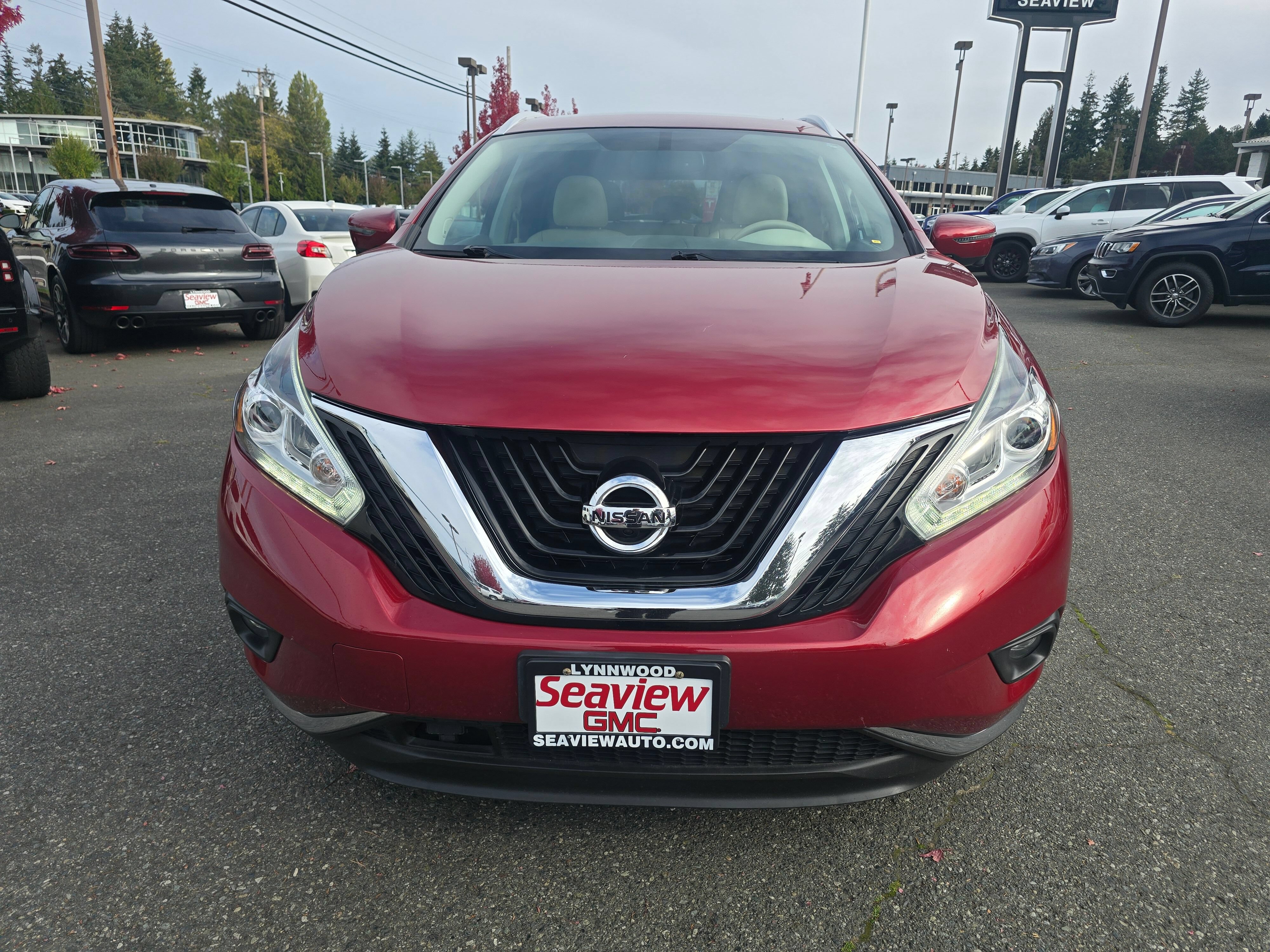 Used 2017 Nissan Murano Platinum w/ Platinum Technology Package AWD/4WD image 2