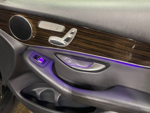 Used 2020 Mercedes-Benz GLC 300 4MATIC Coupe image 26