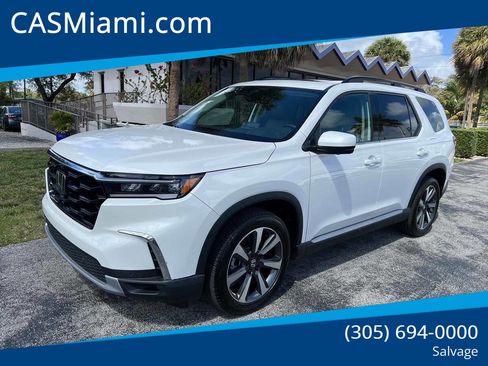 Used 2025 Honda Pilot Elite image 1