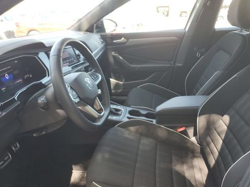 Certified 2024 Volkswagen Jetta Sport FWD image 23