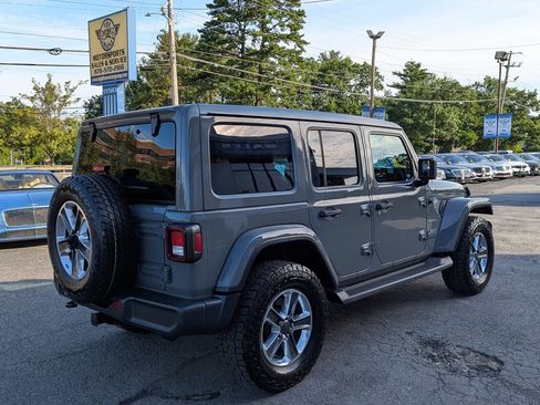 Used 2020 Jeep Wrangler Unlimited Sahara AWD/4WD image 7