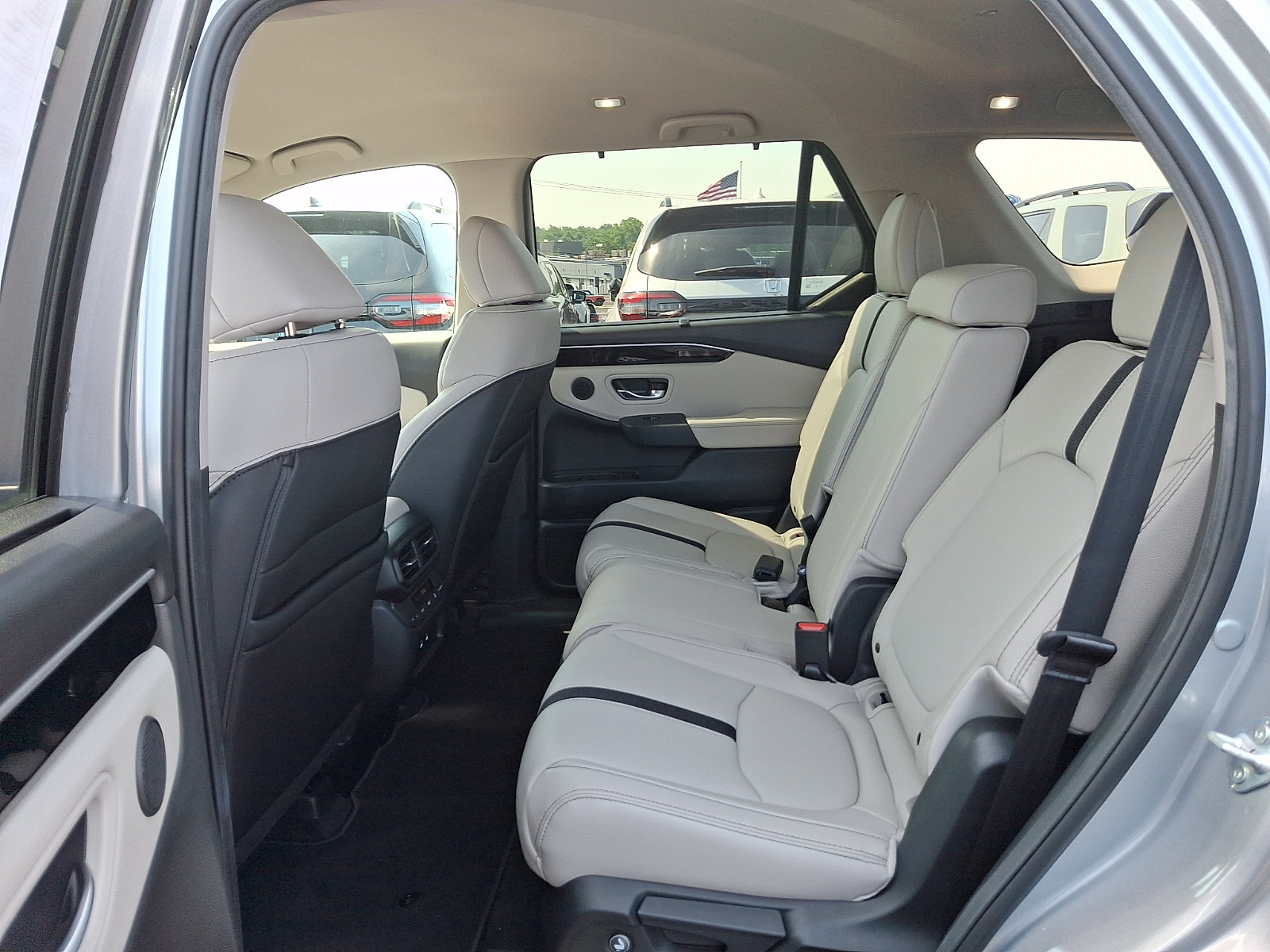 New 2026 Honda Pilot EX-L image 5
