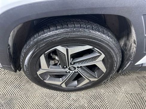 Used 2022 Hyundai Tucson Limited image 10