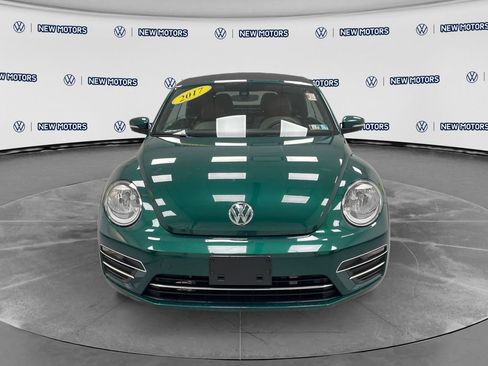 Used 2017 Volkswagen Beetle 1.8T Classic FWD image 6