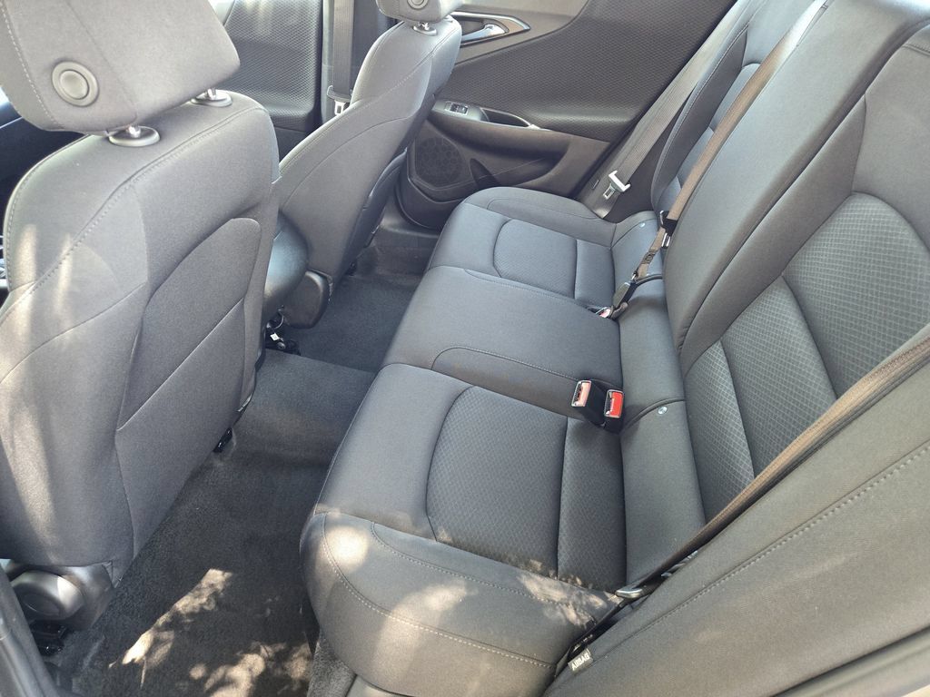 Used 2024 Chevrolet Malibu LS FWD image 23