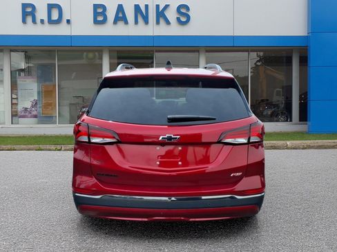 Used 2023 Chevrolet Equinox RS FWD image 4