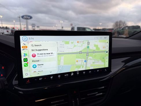 Used 2025 Ford Escape ST-Line Elite w/ Premium Technology Package image 24