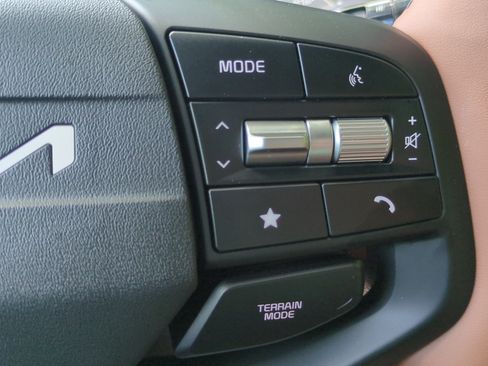 New 2026 Kia Sportage X-Line w/ X-Line Technology Package AWD/4WD image 22